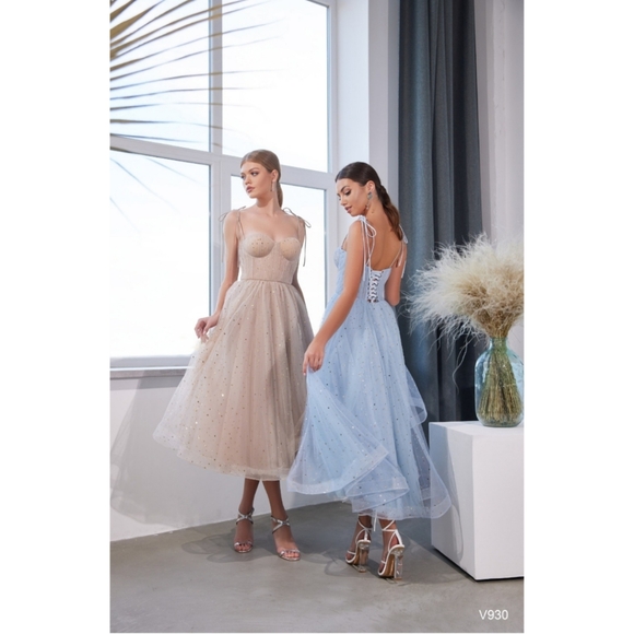 Blue Sweetheart Formal Gown - Picture 2 of 2